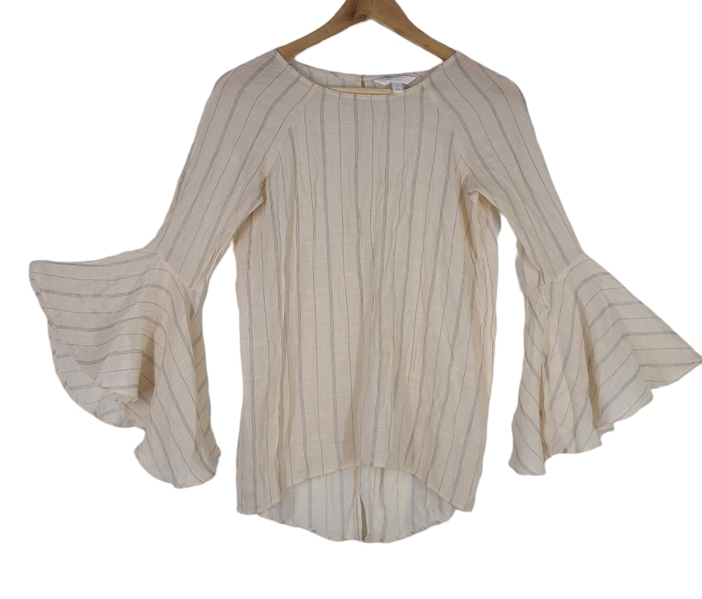 LC Lauren Conrad‎ Bell Sleeve Lightweight Blouse Semi Sheer Small